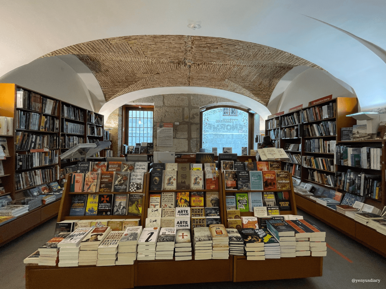 【里斯本景點】Livraria Bertrand:朝聖金氏紀錄「世界最老書店」 9 yenyusdiary 2023 06 01T190412.406
